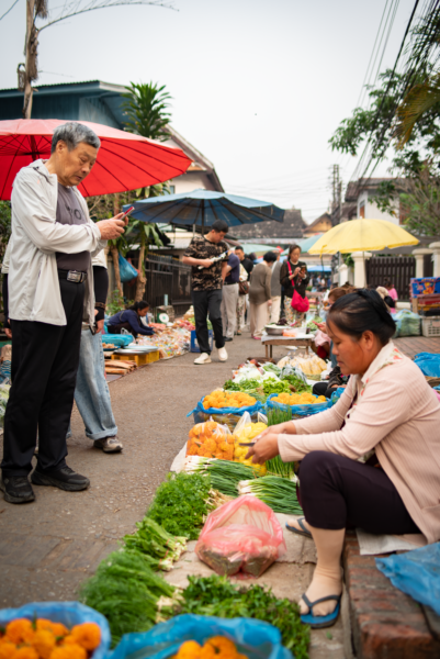 Non, mais on peut aller voir au marché si tu veux.