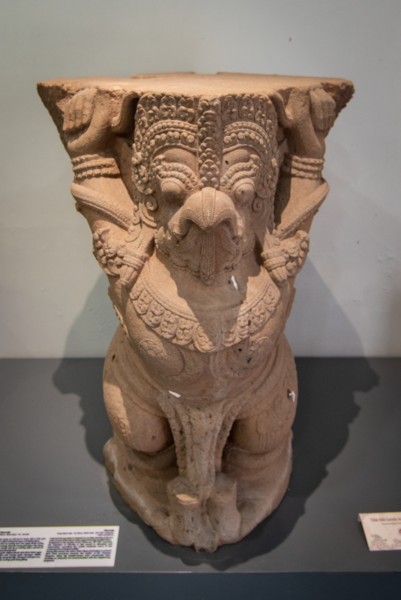 Ah. Une sculpture maya.